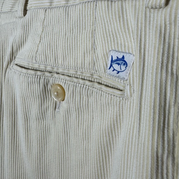 Southern Tide Corded Fish Summertime Shorts Tan Mens 32 - Picture 3 of 4